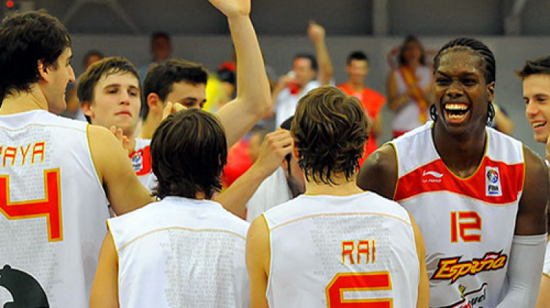 Spānijas basketbolistiem tika Eiropas U-20 bronzas medaļas.
Foto: fibaeurope.com