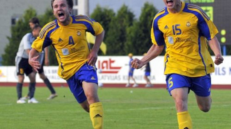 Pirmajā spēlē ventspilniekiem bija iemesls līksmot
Foto: Romualds Vambuts, eSports.lv