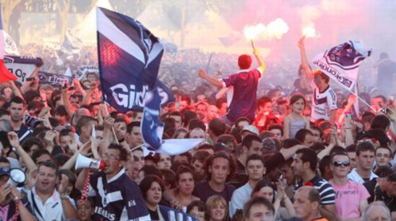 Pēc pagājušās sezonas svētki bija Bordo ielās. Vai pēc gada svinības notiks Marseļā?
Foto: SIPA