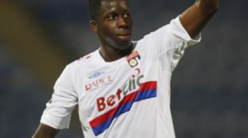 "Lyon" jaunieguvums Alū Sisoko 
Foto: AP
