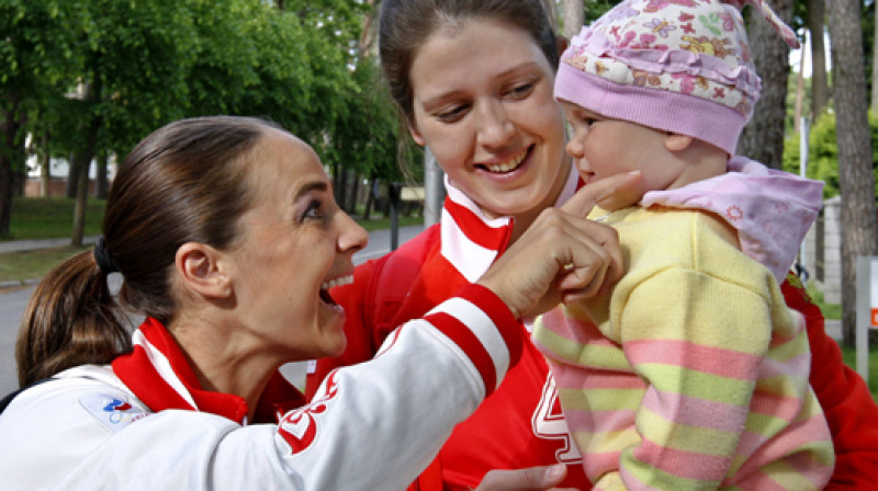 Bekija Hamona Jūrmalā kopā ar Olgu Artešinu
Foto: sports.ru