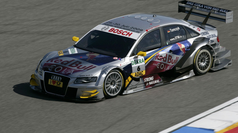Martins Tomčiks
Foto: www.supercars.net
