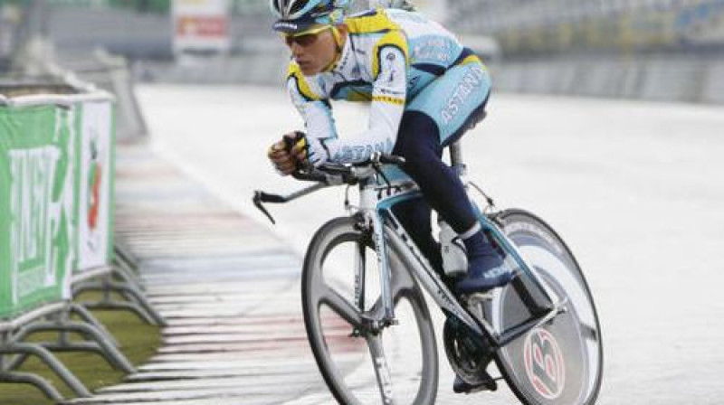Riteņbraukšanas elitē atgriežas Aleksandrs Vinokurovs ("Astana")
Foto: AFP