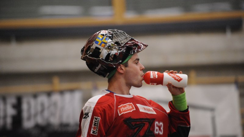 Vārtsargam Martinam Hicam izlašu līmenī Valmierā būs debija

Foto: swissunihockey.ch