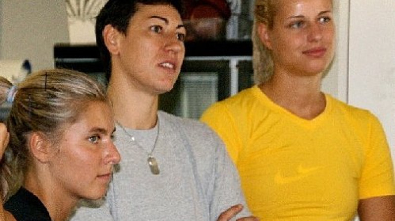 Elīna Babkina, Megali Lakruā (Lacroix) un Marija Rūžičkova
Foto: Fabien Savouroux