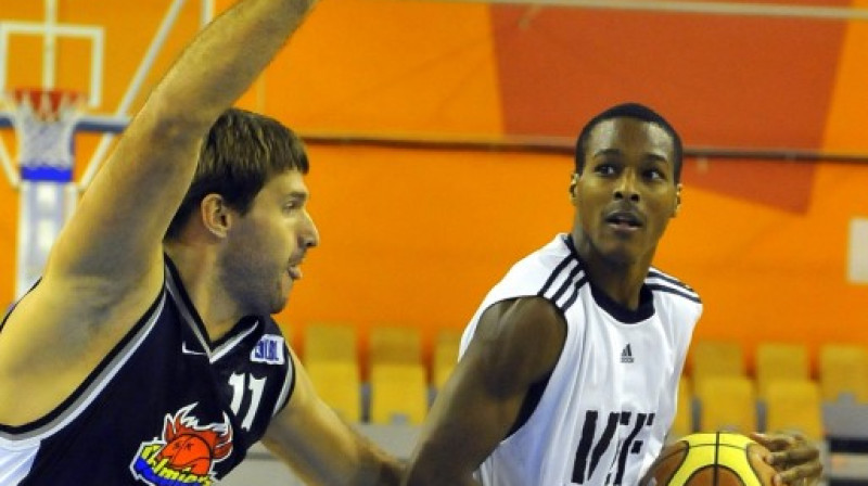 Sandis Amoliņš pret Aleksu Renfro
Foto: Romualds Vambuts