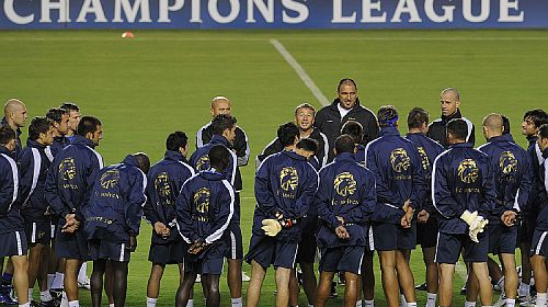 ''Unirea'' treneris Dans Petresku dod pēdējos noradījumus un cer uz brīnumu
Foto: AFP