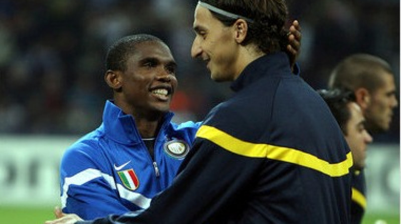 Semjuels Eto'O un Zlatans Ibrahimovičs vēl pirms spēles
Foto: EMPICS Sport