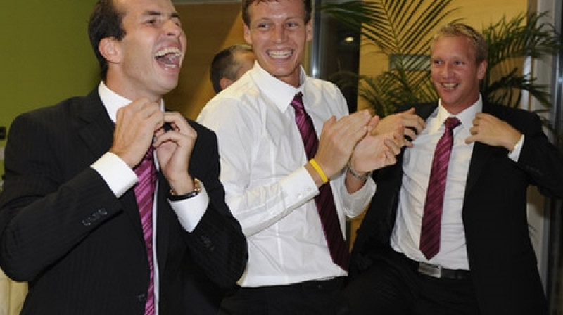 Vai čehi līksmos arī pēc spēlēm?
Foto: www.daviscup.com