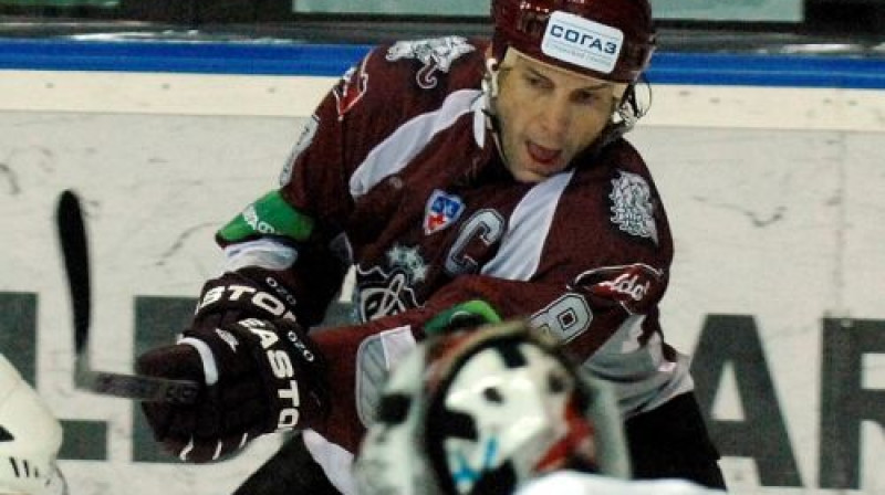 Sandis Ozoliņš 
Foto: Romāns Kokšarovs, Sporta Avīze, f64