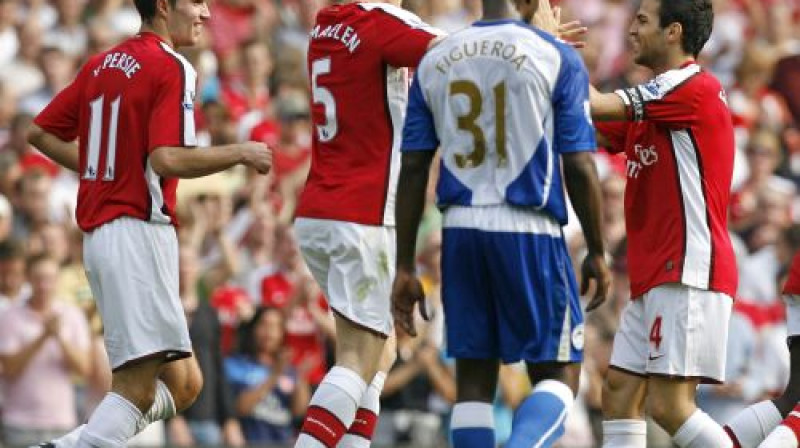 Tomass Vermālens (centrā) šodien guva divus vārtus
Foto: AFP