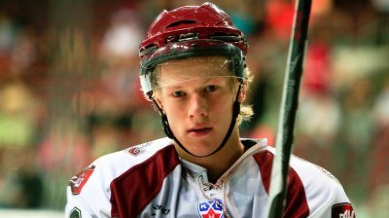 Andris Džeriņš šovakar atzīmējās ar 2+2
Foto: www.dinamoriga.eu