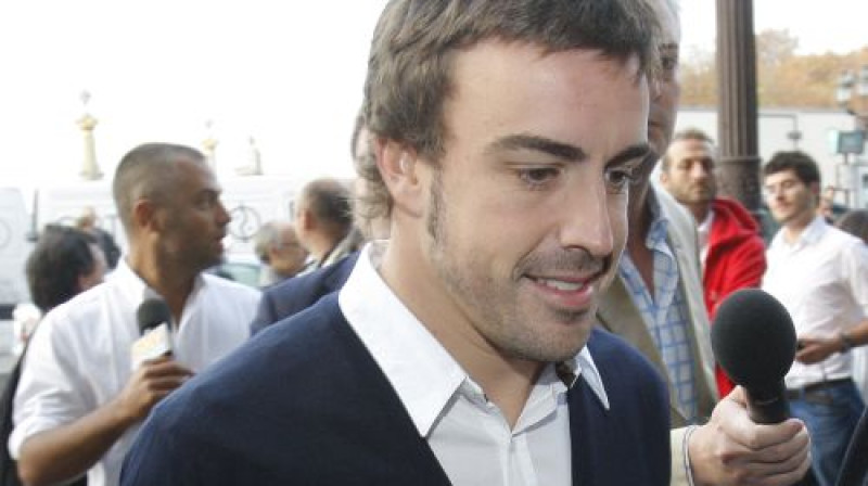 Fernando Alonso pirms nesen notikušās FIA sēdes
Foto: SCANPIX SWEDEN