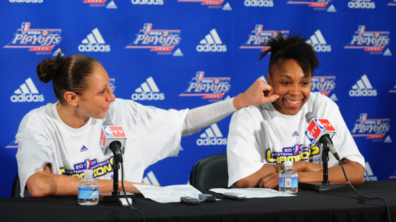Diana Taurasi un Cappie Pondexter
Foto: Barry Gossage NBAE/Getty Images