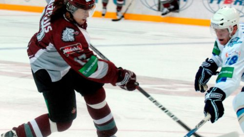 Aleksandrs Ņiživijs
Foto: Romāns Kokšarovs, Sporta Avīze, f64