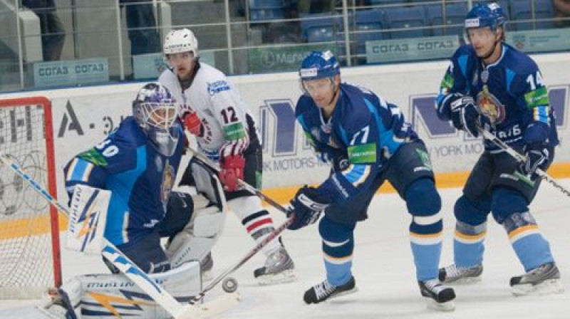 Filips Novāks (no labās)
Foto: hcmvd.ru