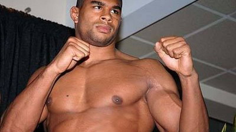 Alisters Overēms
Foto: worldmma.blogspot.com