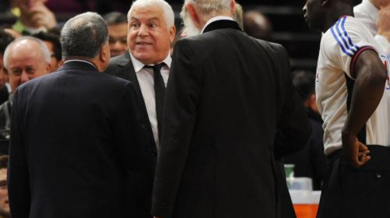 Pini Gešins (centrā)
Foto: AP/Scanpix