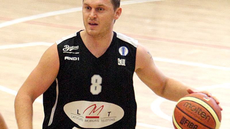 Rinalds Sirsniņš pārbaudes spēlē "Barons" sastāvā
Foto: Renārs Buivids