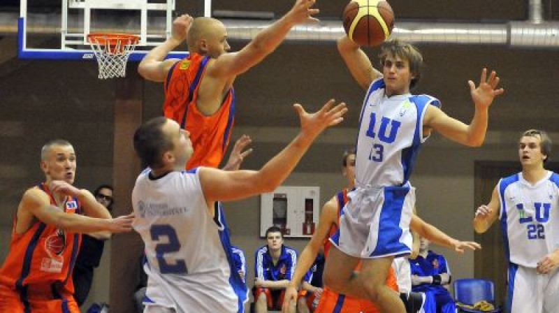 ''LU'' - ''BAT'' spēles epizode
Foto: Romualds Vambuts, Sportacentrs.com