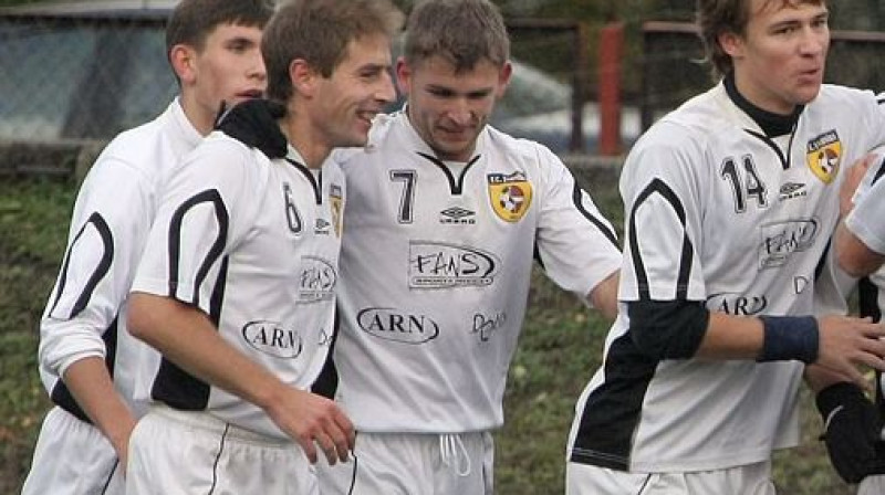 Vai "Jaunības" futbolisti spēs pieveikt ''Daugavu''?
Foto: Ivars Veiliņš, www.jelgavasvestnesis.lv