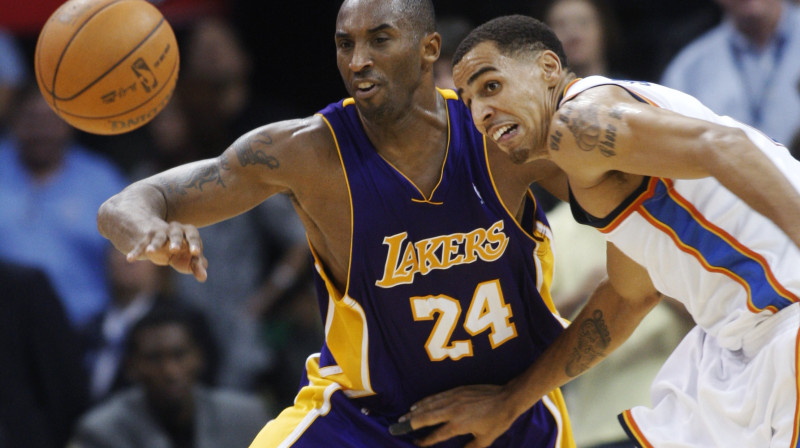 Kobe Braients un Tabo Sefološa
Foto: AP/Scanpix