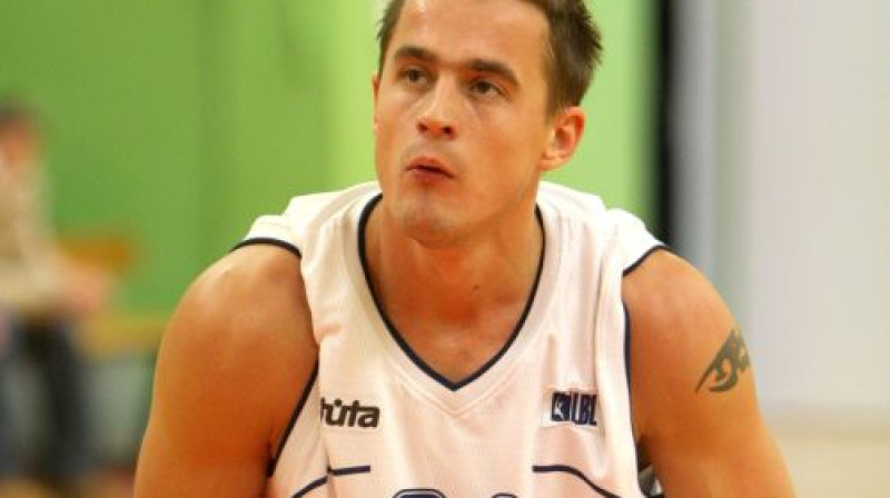 Uldis Švēde ogrēniešu labā guva 17 punktus.
Foto: Ritvars Raits, Sportacentrs.com
