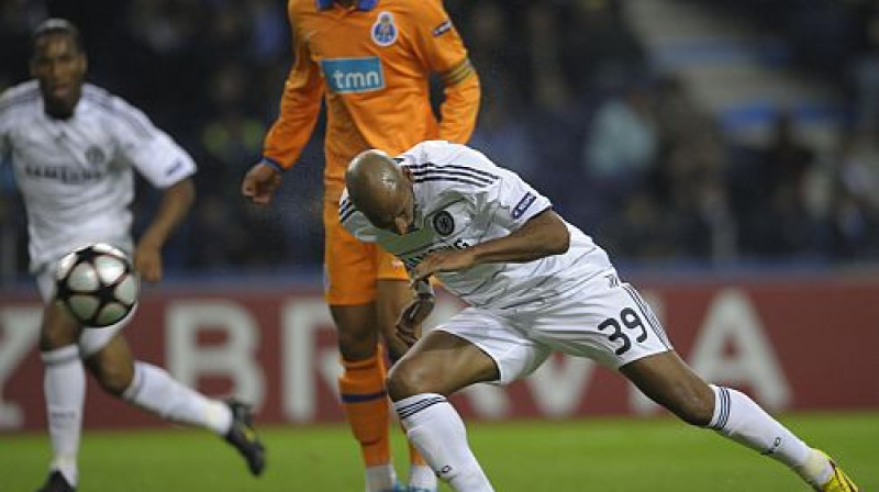 Nikolā Anelka gūst vārtus
Foto: AFP/Scanpix