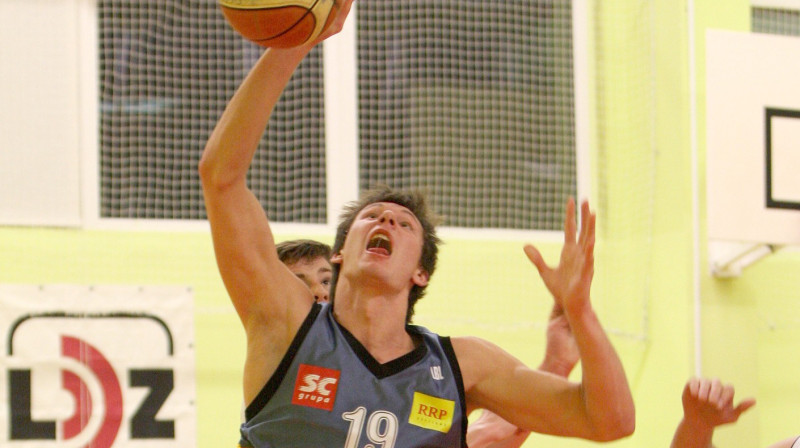Ar Jāņa Dilevkas 20 punktiem šodien bija par maz, lai "Saldus" uzvarētu
Foto: Ritvars Raits, Sportacentrs.com