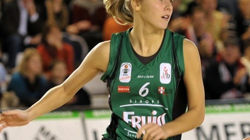 Elīna Babkina Tulūzā laukumā devās starta piecniekā
Foto: Romain Chaib, Basquetebol.org