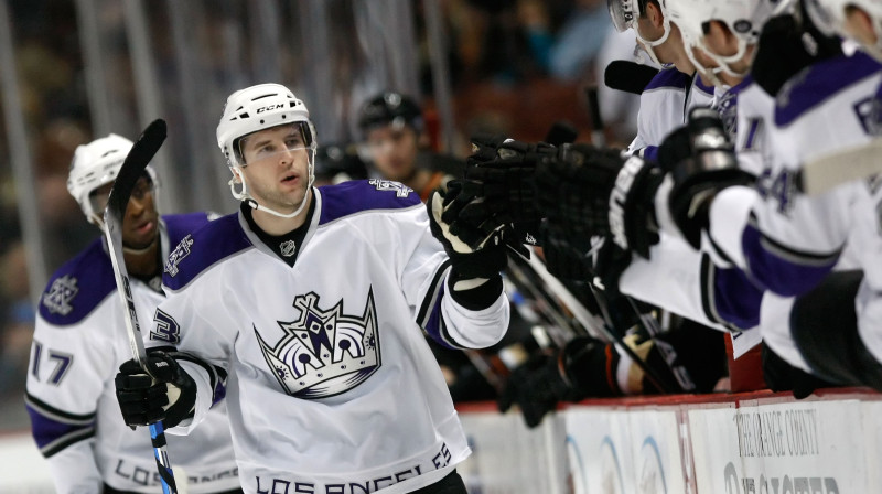 "Kings'' hokejisti atzīmē vārtus
Foto: AP/Scanpix