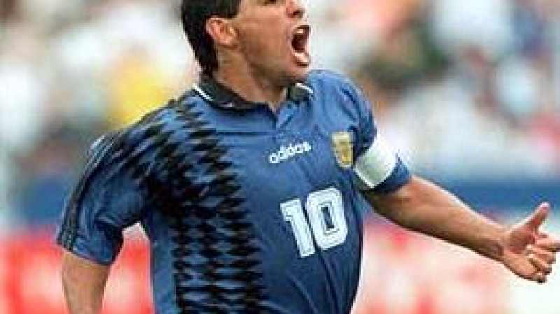 Maradona tikko iesitis grieķiem 1994. gadā
Tagad viņš atkal cīnīsies pret Grieķiju... kā treneris
Foto: bbc.co.uk