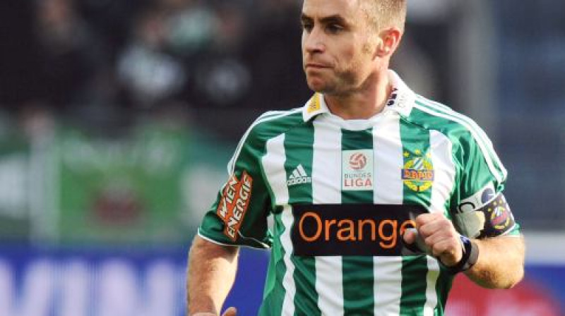 Līderes "Rapid Wien" rezultatīvākais futbolists Stefens Hofmans
Foto: AFP