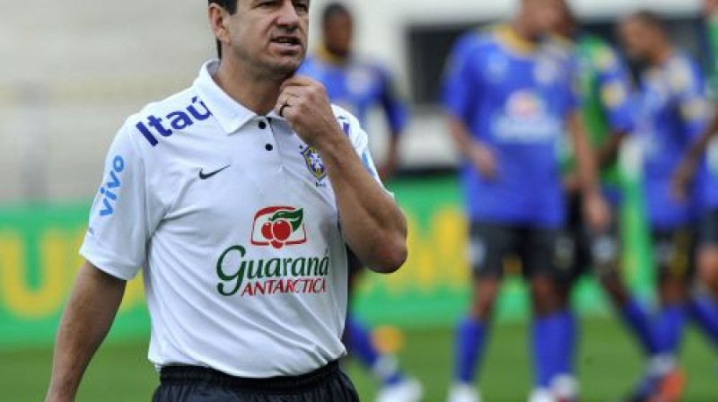 Dunga izlases treniņa laikā
Foto: AFP/Scanpix