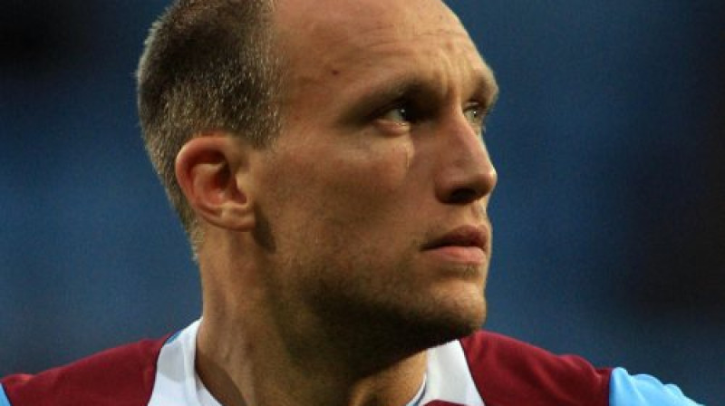 Dīns Eštons
Foto: Professional Sport