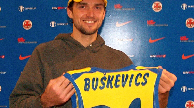 Sandis Buškevics laukumā dosies ar 24. numuru.
Foto: ventasbalss.lv