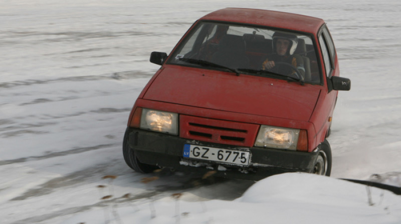 2009. gada Latvijas čempions ziemas autosprintā FWD grupā Ritvars Kārkliņš 
Foto: Aigars Tidmanis, go4speed.lv