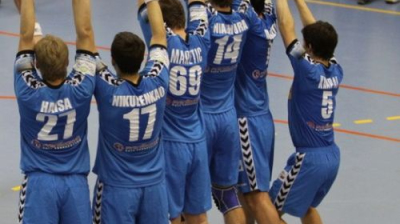 Minskas ''Dinamo'' aizsardzībā
Foto: Sandra Škutāne, hk-lspa.lv