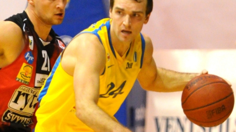 Sandis Buškevics šovakar vadīs saspēli laukumā.
Foto: Fotostudija J&L