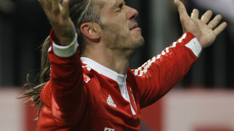 Demikelis ("Bayern") svin vārtu guvumu
Foto: AP