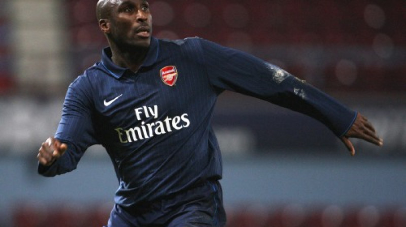 Sols Kempbels līdz šim pēdējo spēli "Arsenal" sastāvā aizvadīja 2006. gadā
Foto: AP/ Scanpix Sweden