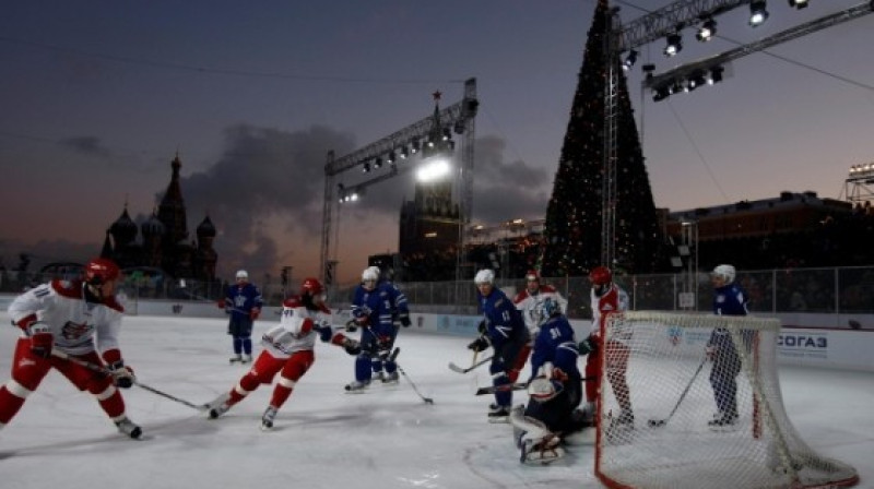 Epizode no aizvadītā gada KHL Zvaigžņu spēles
Foto: Scanpix