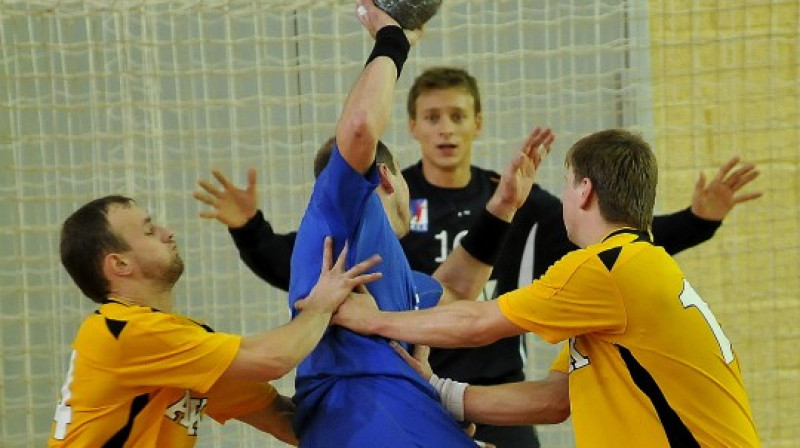 ASK vārtsargs Helmuts Tihanovs
Foto: Romualds Vambuts, sportacentrs.com