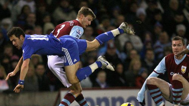 "Chelsea" gandrīz paklupa aiz pastarītes "Burnley"
Foto: AP/Scanpix