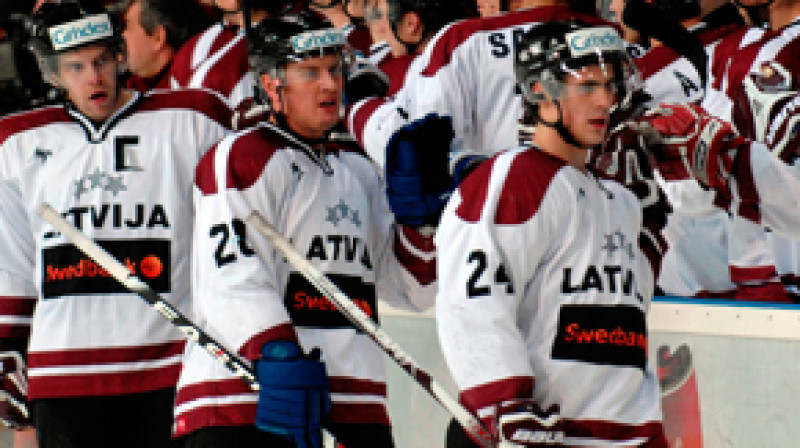 Latvijas izlase
Foto Romāns Kokšarovs, f64