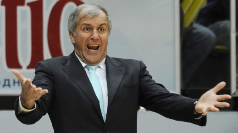 "Panathinaikos" treneris Zeļko Obradovičs var vien noplātīt rokas 
Foto: ITAR-TASS/Scanpix