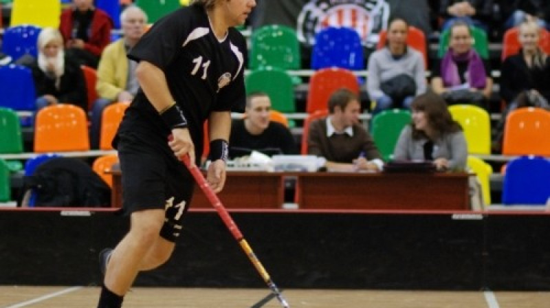 Šoreiz ar Ginta Siliņa "hat-trick" uzvarai izrādījās vairāk kā pietiekoši... 
Foto: Rūdolfs Zitmanis, www.fkkursi.lv