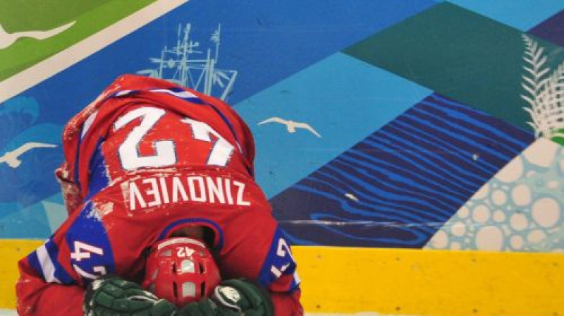 Sergejs Zinovjevs gūst savainojumu
Foto: AFP/Scanpix