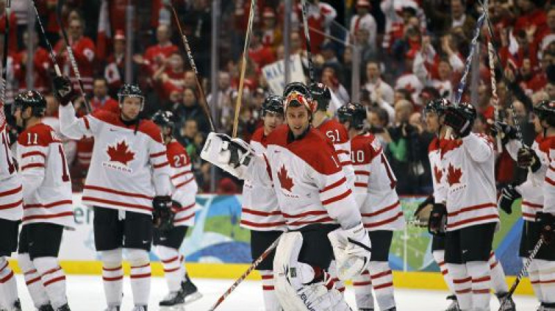 Vai kanādieši priecāsies arī pēc spēles ar Slovākiju?
Foto: Reuters/Scanpix