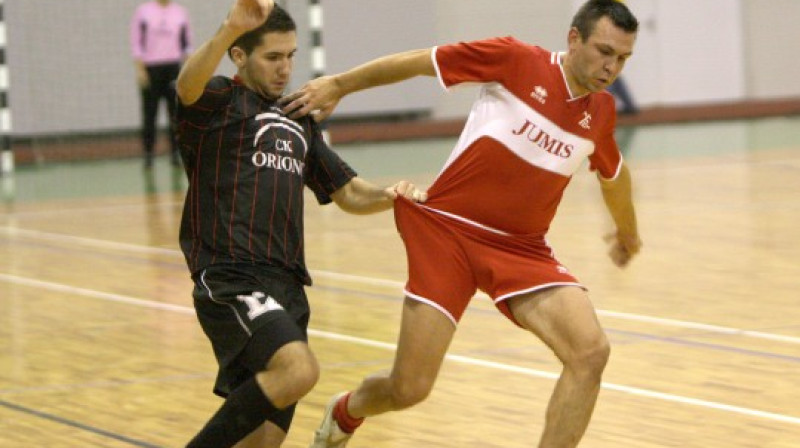 Pirmajā tikšanās reizē "Jumis" un "Orions CK" nospēlēja neizšķirti - 5:5
Foto: Ritvars Raits, Sportacentrs.com